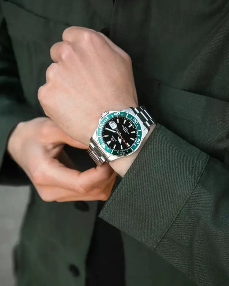 Jaguar Jaguar Executive Diver J860/H , наручные мужские часы фото под углом